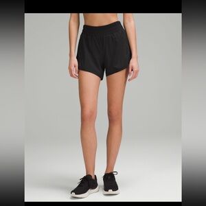 NWOT Lululemon Track That High Rise 5” Size 10